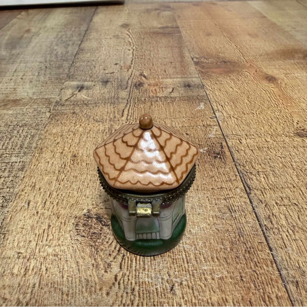 Tiny Gazebo Trinket Box  Ceramic 3" weathervane inside Rare Two's Company - Picture 5 of 9